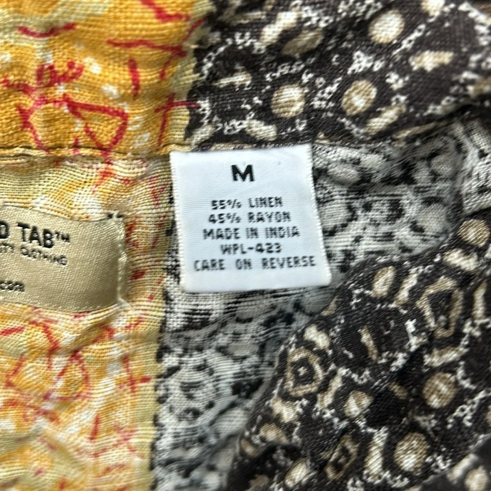 Levi’s Linen Men's Black and Orange Patterned Shirt ! Medium